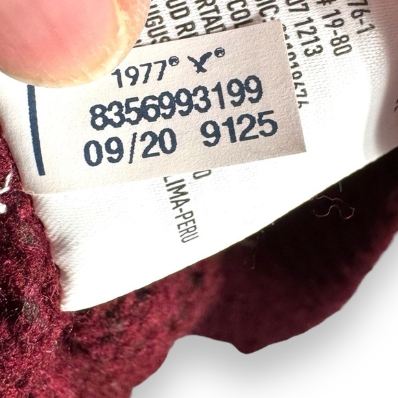 4 for $40 SALE! American Eagle Oversized Super Soft Sweater, Cranberry, Size XS - Picture 6 of 11